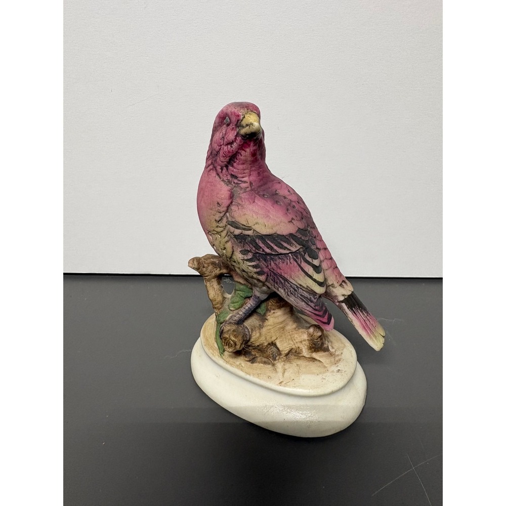 Ceramic Bird Figurine House Finch KW4206 Hand Painted Vintage Home Decor